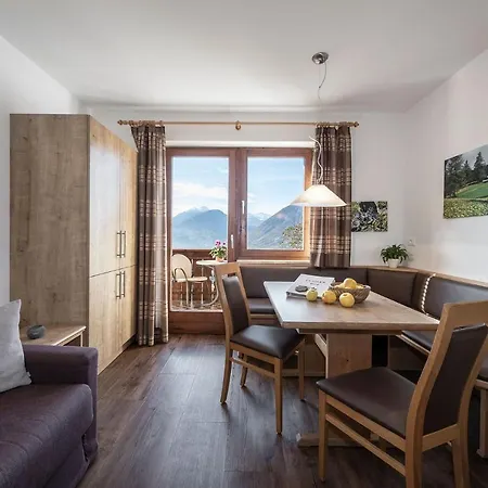 Apartment Plunerhof Schenna